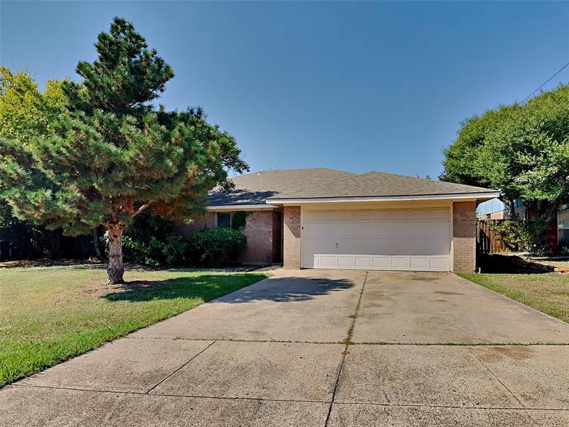 2306 Starke Court, Arlington, TX 76006