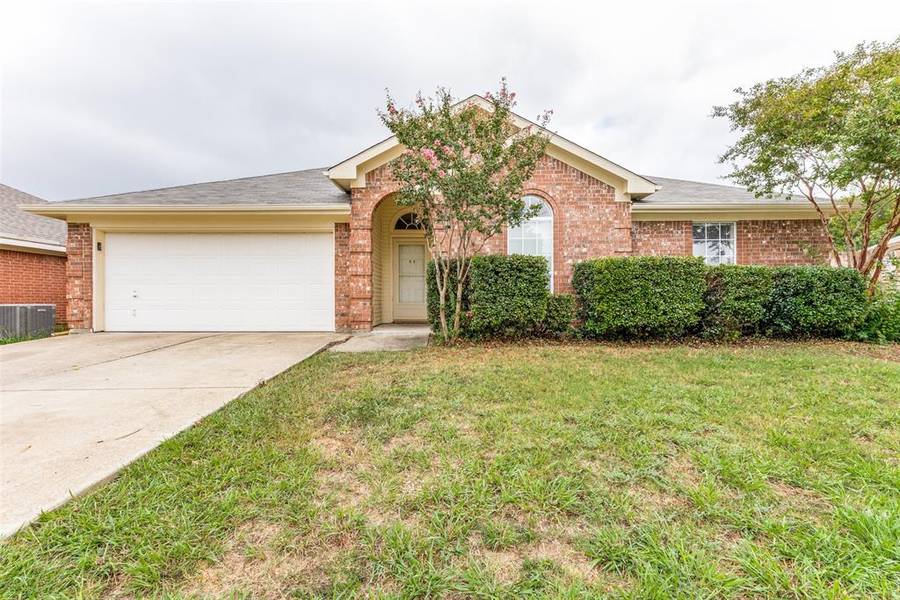 8111 Mosstree Drive, Arlington, TX 76001