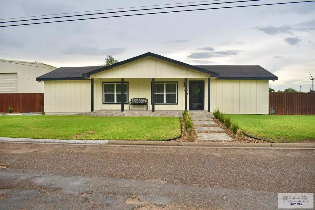 Lyford, TX 78569,8325 HUISACHE ST.