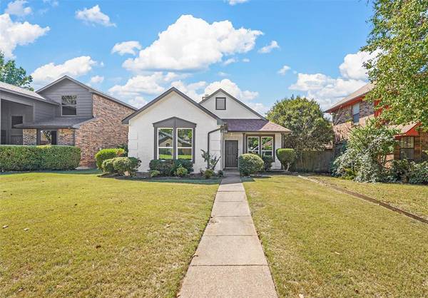 1108 Cypress Lane, Desoto, TX 75115