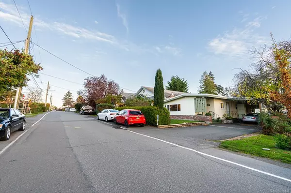 Sidney, BC V8L 2J4,2411 Amelia Ave