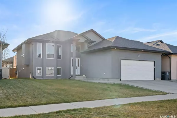 710 Rosewood BOULEVARD W, Saskatoon, SK S7V 0C2