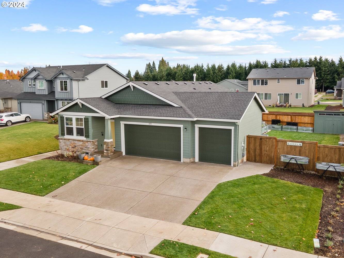 255 Walnut ST,  Mt Angel,  OR 97362