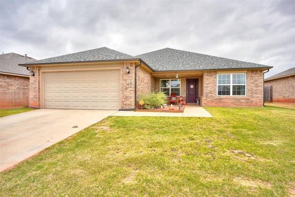 9637 Silas Drive, Moore, OK 73160