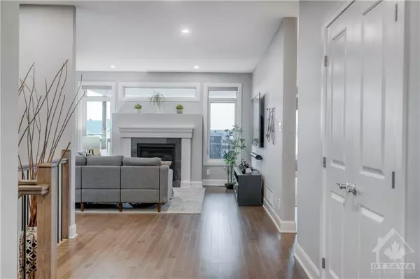 Ottawa, ON K0A 1L0,734 MEADOWRIDGE CIR