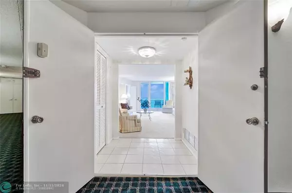 Pompano Beach, FL 33062,1340 S Ocean Blvd  #2009