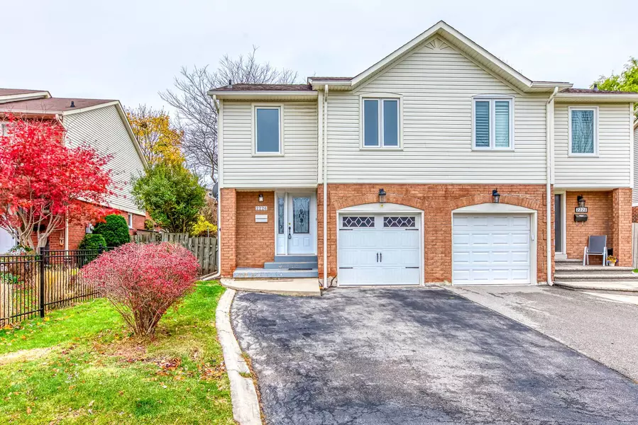 2226 Munns AVE, Oakville, ON L6H 3M6