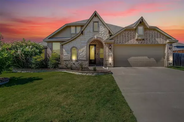 616 Anthony Street, Crowley, TX 76036