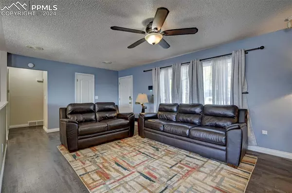 Pueblo, CO 81005,175 Cornell CIR