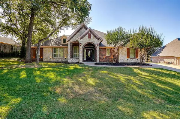 8027 Ravenswood Road, Granbury, TX 76049