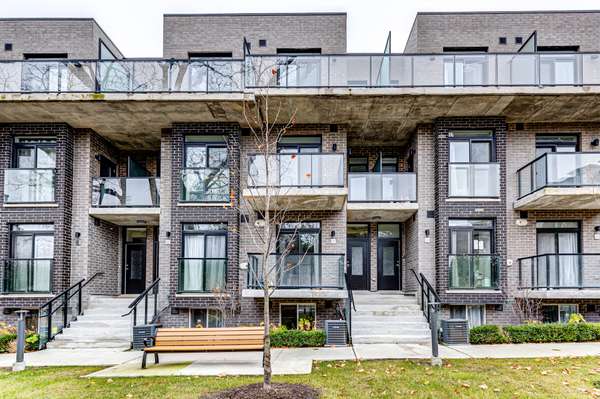 51 Winlock PARK #27, Toronto C14, ON M2M 0B8