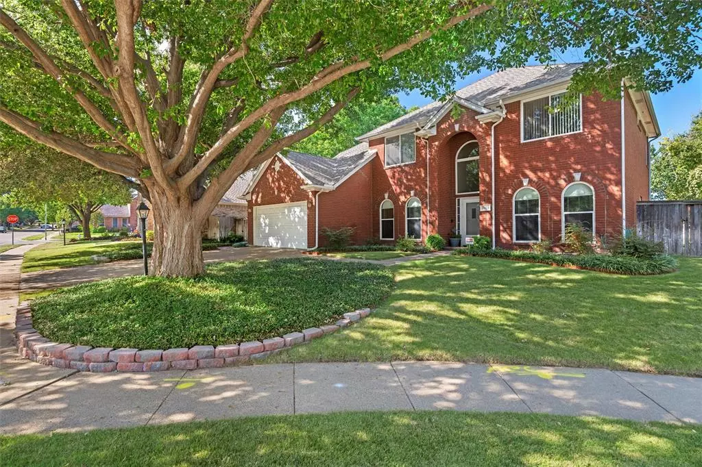 Arlington, TX 76006,2403 Crest Park Drive