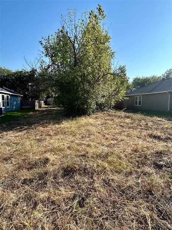 Whitewright, TX 75491,0000 W Oak Street