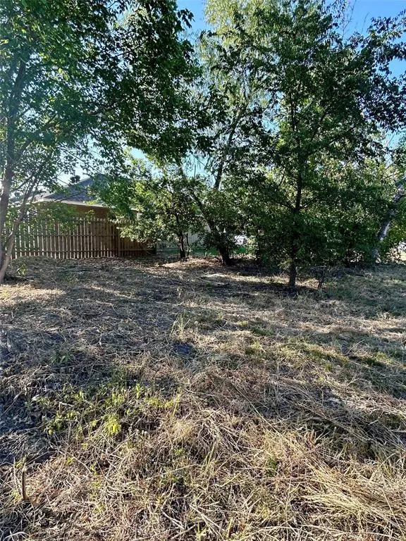 Whitewright, TX 75491,0000 W Oak Street