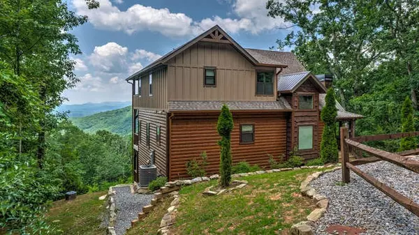 Murphy, NC 28906,150 Lazy Country Cove Road