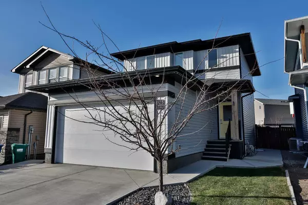 115 Moonlight BLVD W, Lethbridge, AB T1J 5L1