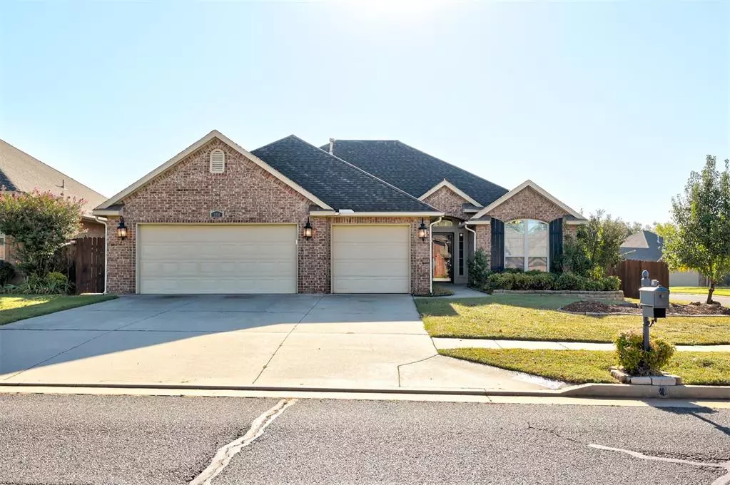 Moore, OK 73160,804 Ashwood Lane