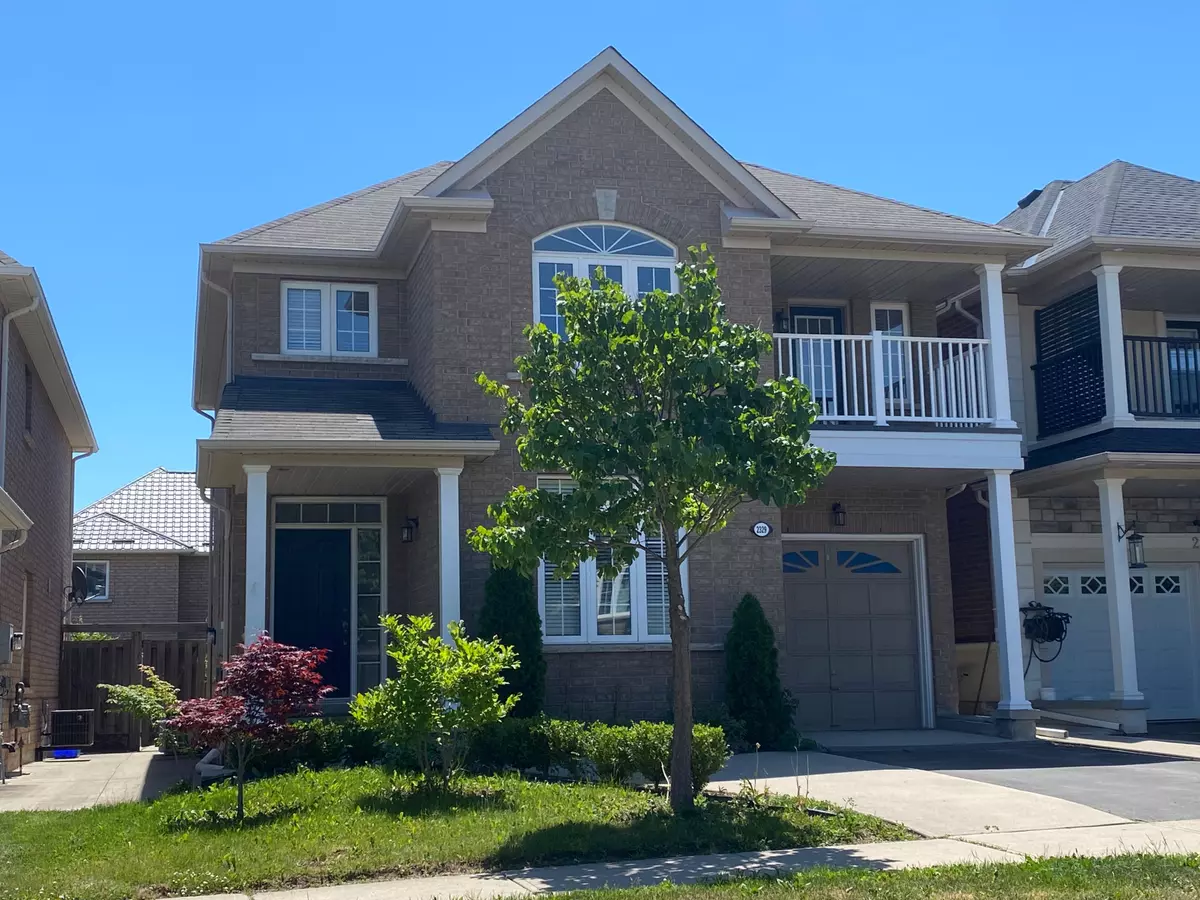 Oakville, ON L6M 5J4,2329 Blue Oak CIR