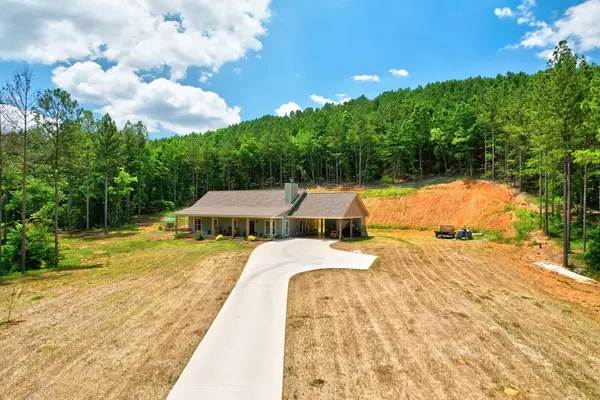 Adairsville, GA 30103,321 Rockfence Road