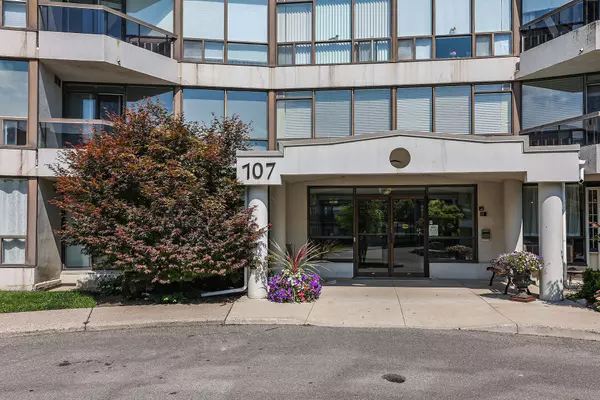 Guelph, ON N1H 8H5,107 Bagot ST #108