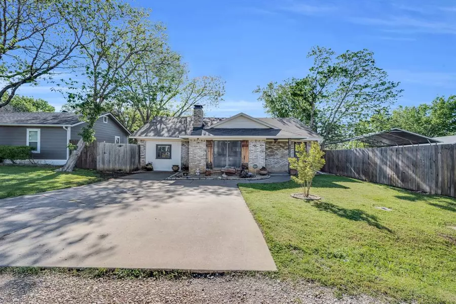 405 Trice Street, Maypearl, TX 76064