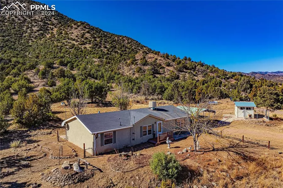 1762 Meadowdale LN, Canon City, CO 81212