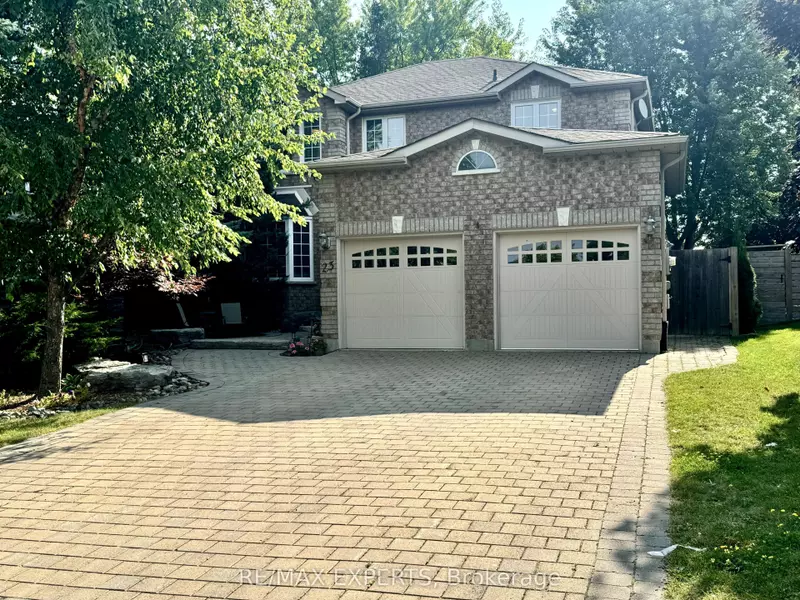 23 Kingsridge RD, Barrie, ON L4N 8K7