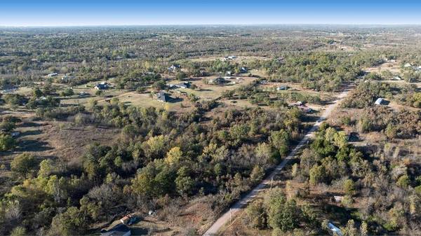 6960 Woods Acres, Norman, OK 73072