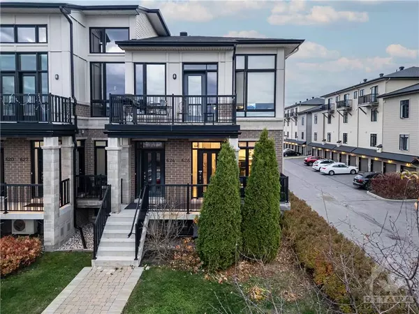 626 BRIAN GOOD AVE #14,  Manotick,  ON K4M 0G7