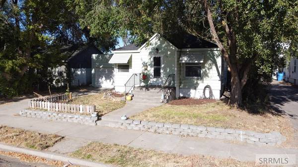 734 N 11th Avenue, Pocatello, ID 83201