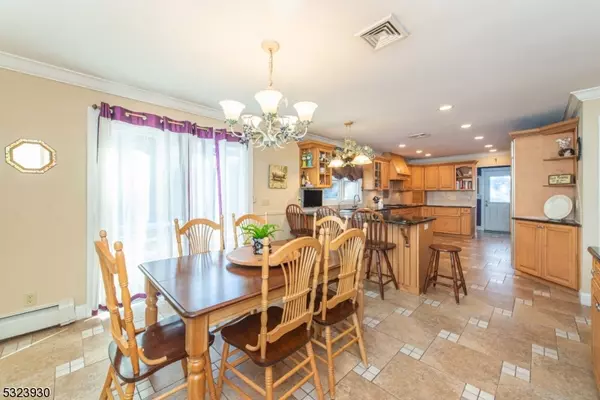 Wayne Twp., NJ 07470,11 Copley Ct