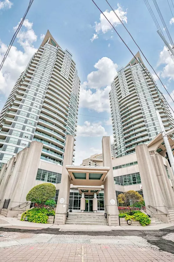 Mississauga, ON L5B 4M2,33 Elm DR W #310