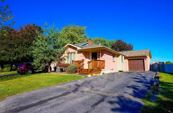 London, ON N6G 4L7,980 Thistledown WAY