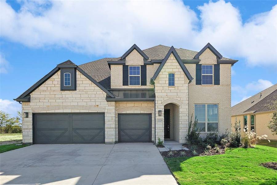 2225 Slate Drive, Waxahachie, TX 75167