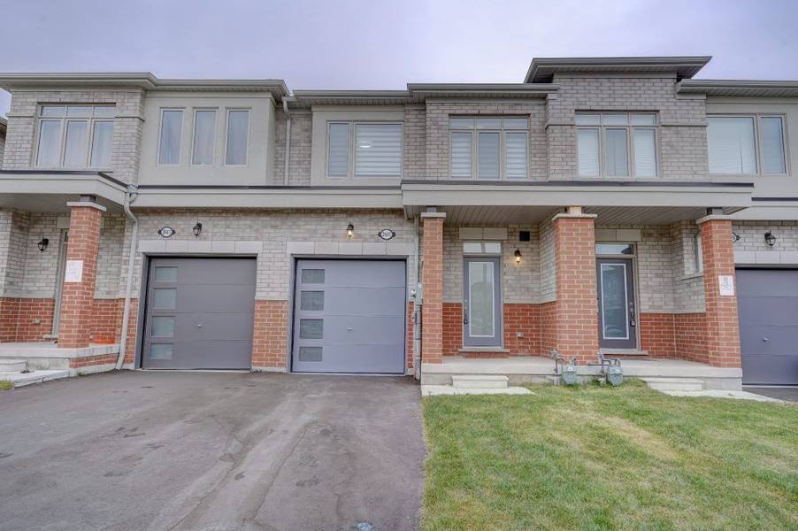 2601 Secreto DR, Oshawa, ON L1H 3Z7