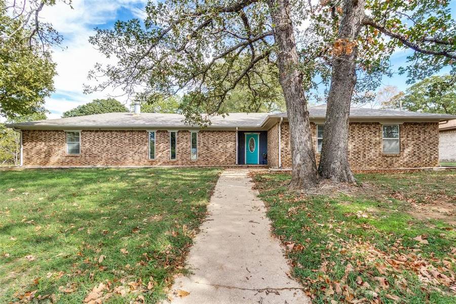 130 Valley View Circle, Denison, TX 75021