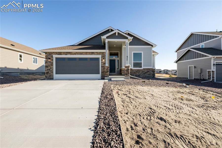 977 Sunny Shore DR, Monument, CO 80132