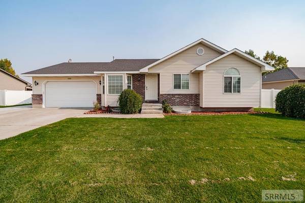 5509 S Thunder Drive, Ammon, ID 83406