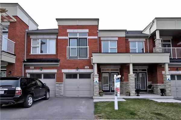 8 Black Locust DR, Markham, ON L6E 0P8