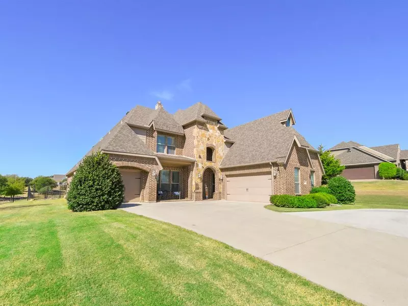 10601 San Simeon Lane, Fort Worth, TX 76179