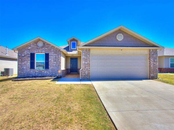 3003 Westbrook Street, Chickasha, OK 73018