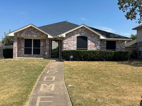 1329 Rosewood Lane, Lancaster, TX 75146