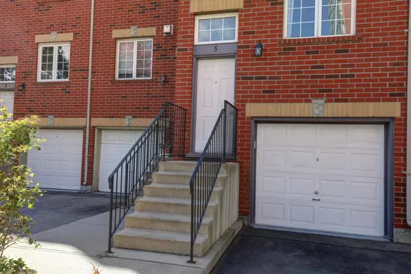 Pickering, ON L1V 6Z5,1623 Pickering Pkwy #5