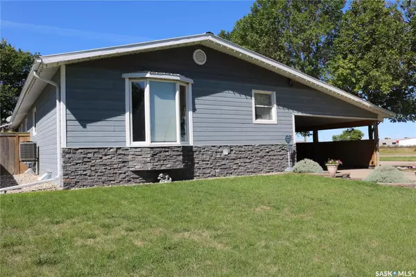 602 Mountain STREET, Moosomin, SK S0G 3N0