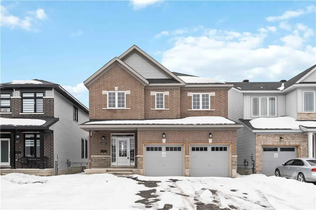 653 PERSIMMON WAY, Ottawa, ON K1W 0T3