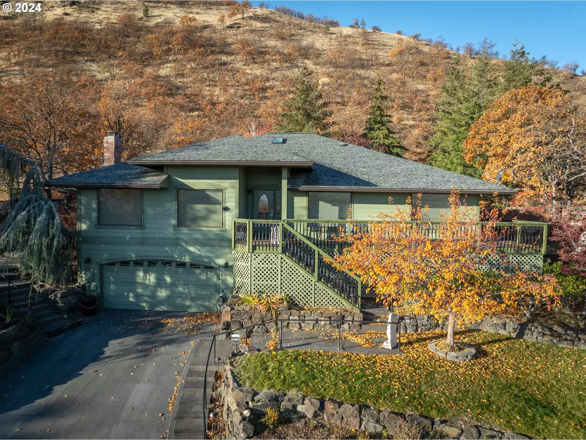 The Dalles, OR 97058,1329 STERLING DR