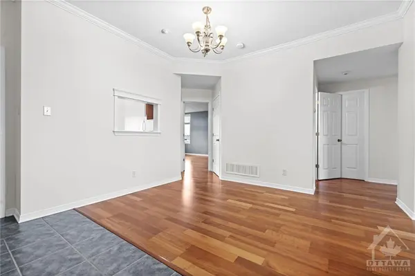 190 RUSTIC HILLS CRES #8, Ottawa, ON K4A 0B9