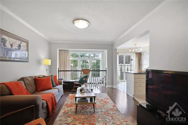 Ottawa, ON K2J 5L5,105 RUSTWOOD Private