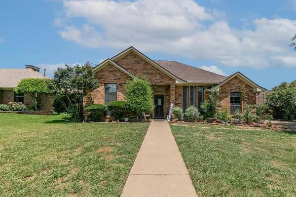 205 Forest Creek Drive, Sherman, TX 75092