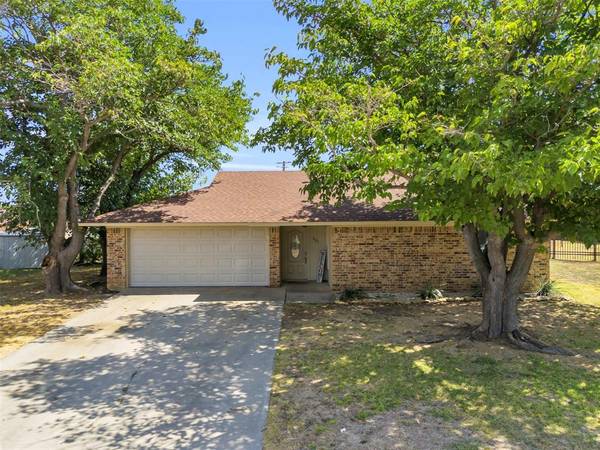 Sanger, TX 76266,207 David Drive